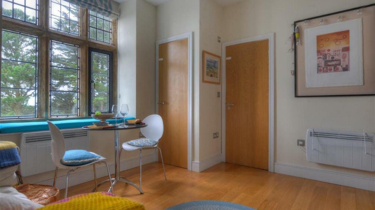 6 Coram Tower Apartment Lyme Regis Exterior foto